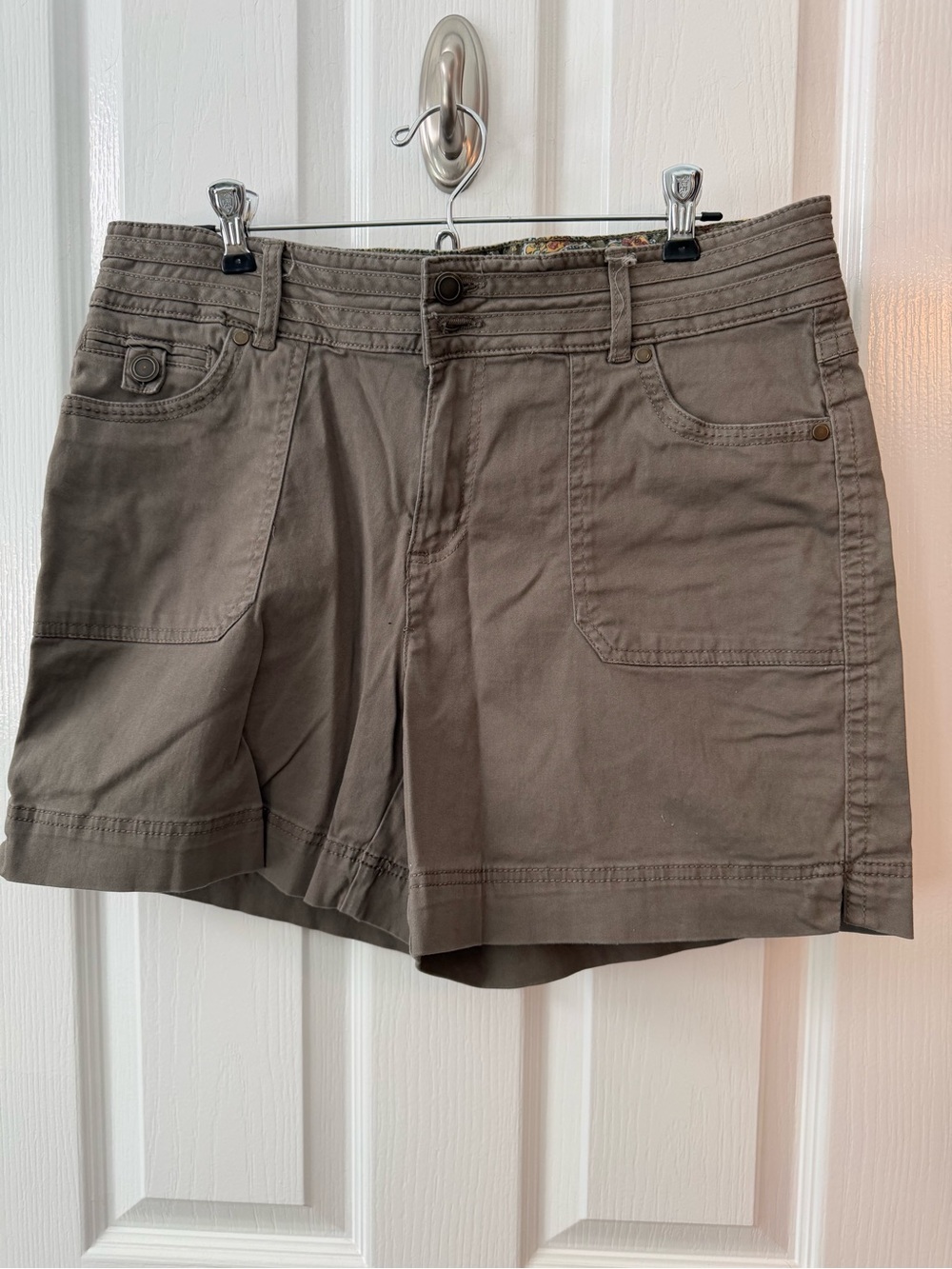 Women’s Casual Olive Utility Shorts